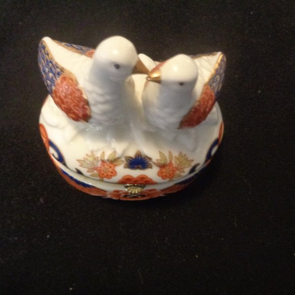 COQUETTE VINTAGE ASIAN KISSING BIRDS PRETTY HOLDER - Picture 3 of 10